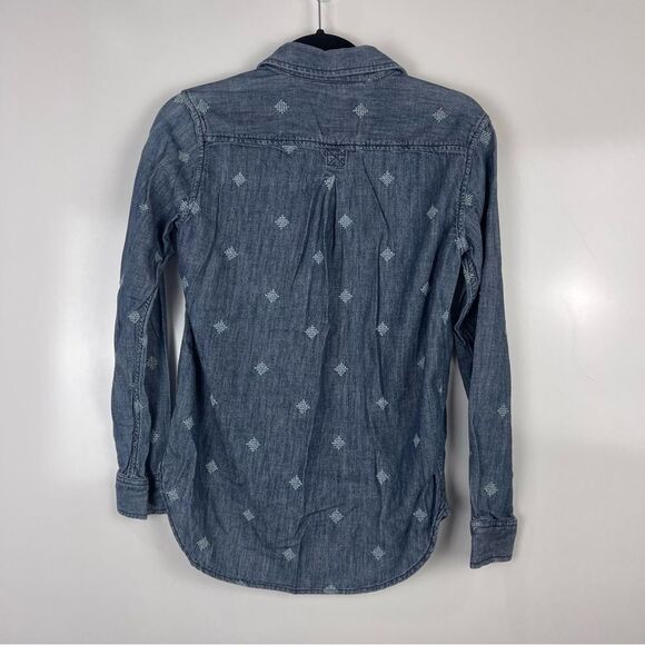 American Eagle Embroidered Chambray Long Sleeve Button Up Shirt Women's Size XS - Picture 2 of 7